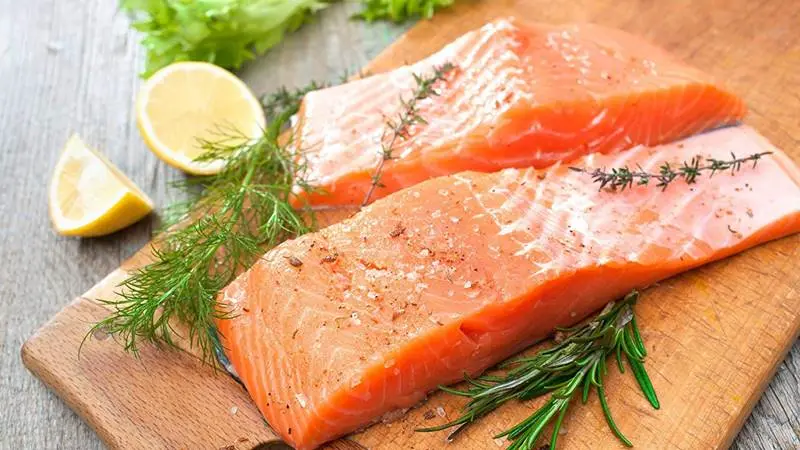 Cháo cá hồi kỵ với rau gì 7 loại rau nên tránh