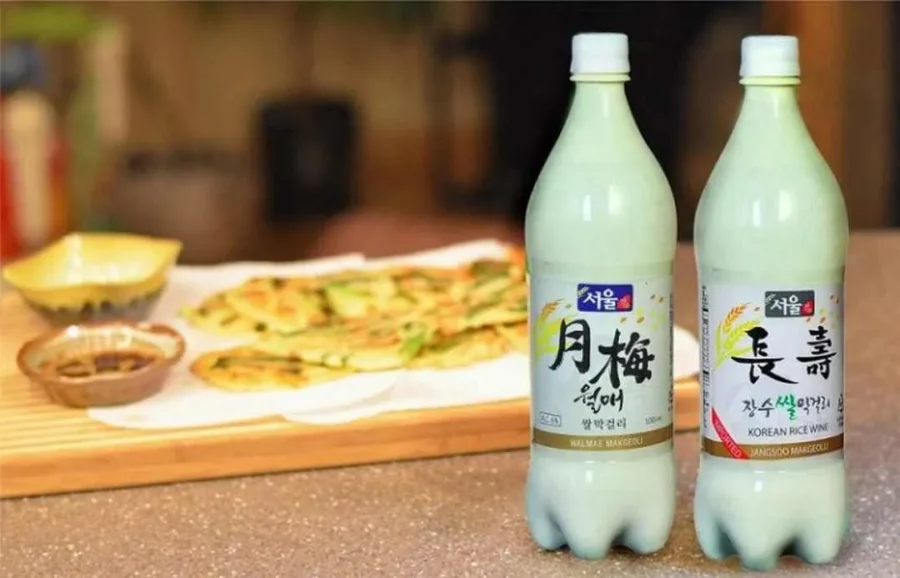 Rượu gạo Hàn Quốc (Makgeolli)